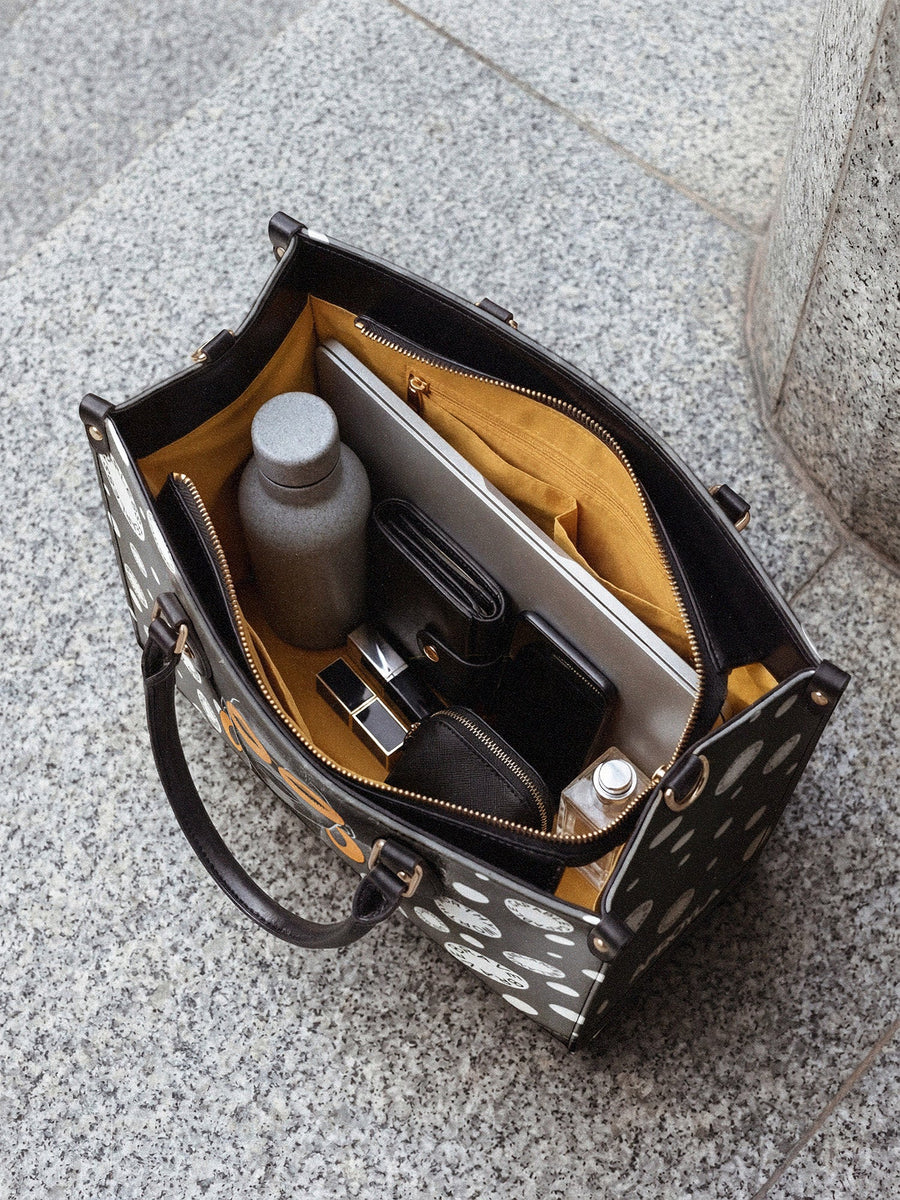 "Fahari" Monochrome Leather Handbag A250 Deal