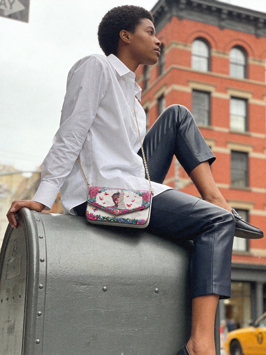 "Imani" Dove White Envelope Chain Crossbody Bag - DD DEAL