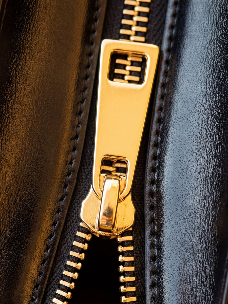 "Siyanda" Leather Handbag DD DEAL