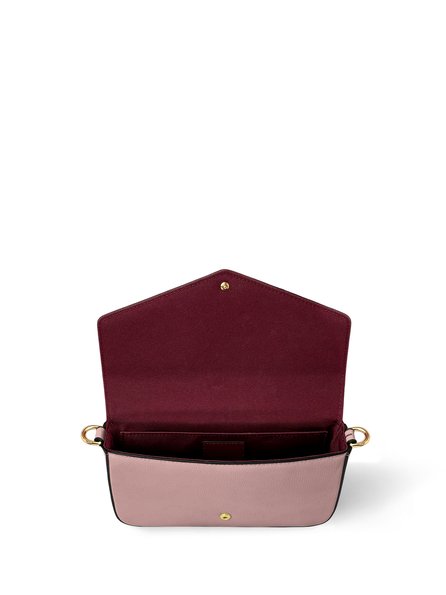 "Magimama" Envelope Chain Crossbody Bag