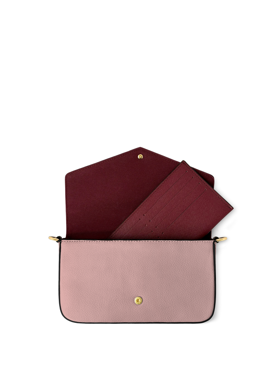 "Magimama" Envelope Chain Crossbody Bag