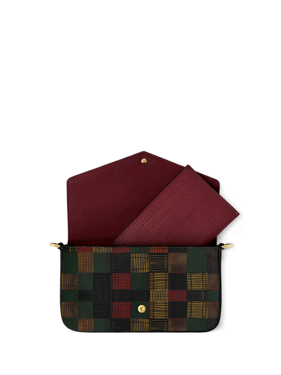 "Thundara" Envelope Chain Crossbody Bag