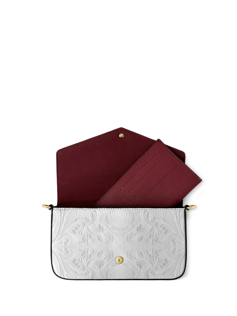 "Zanira" Envelope Chain Crossbody Bag