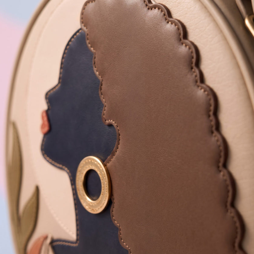 Taji — close-up